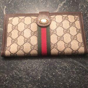 Gucci billfold